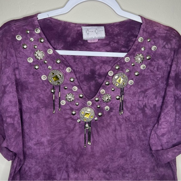 Vintage Cover Charge Purple Tie Dye Embellished V-neck T-shirt One Size Fits All - Picture 2 of 9